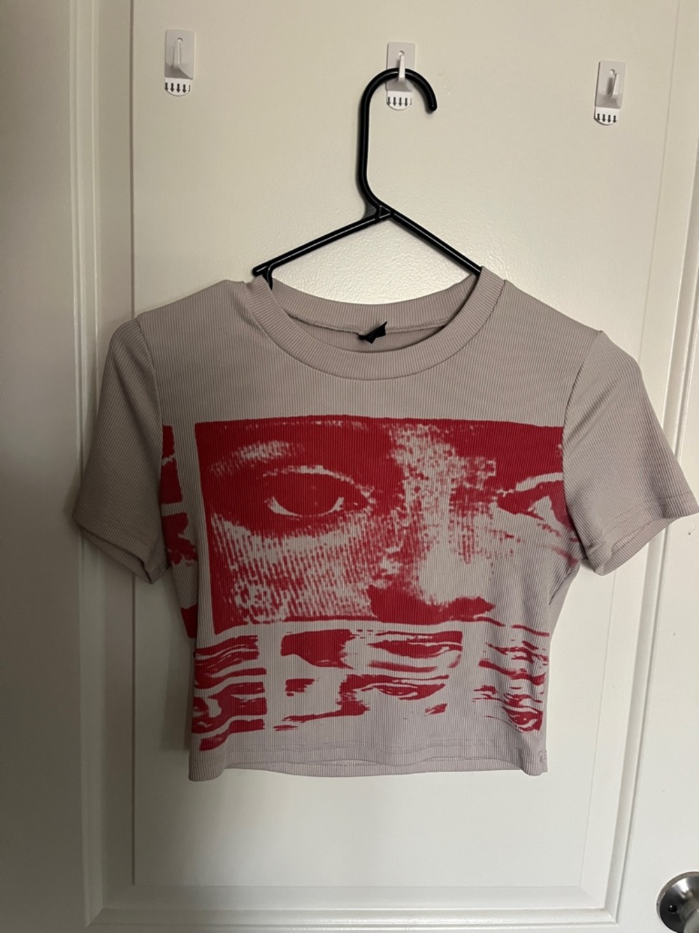 SHEIN Taupe Crop Tee with Red Side Print